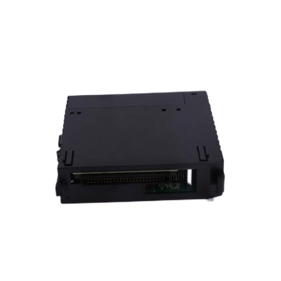 ABB 3HAC026254-001  DSQC 662 Power Distr Unit