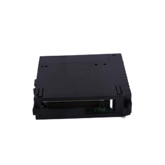 ABB 3HAC026254-001  DSQC 662 Power Distr Unit